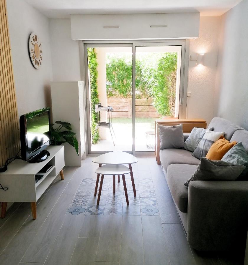 Appartement Frejus Avec Jardin, Piscine, Plage, Tennis Екстериор снимка