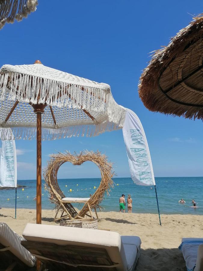Appartement Frejus Avec Jardin, Piscine, Plage, Tennis Екстериор снимка